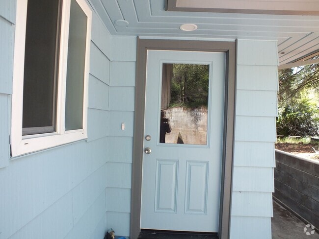 Building Photo - Placerville Jr 1 bedroom near Marshall  Ho... Rental