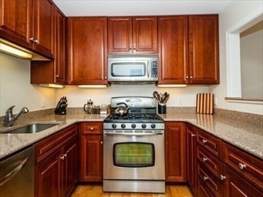 Photo - 318 Rindge Ave Unit 314