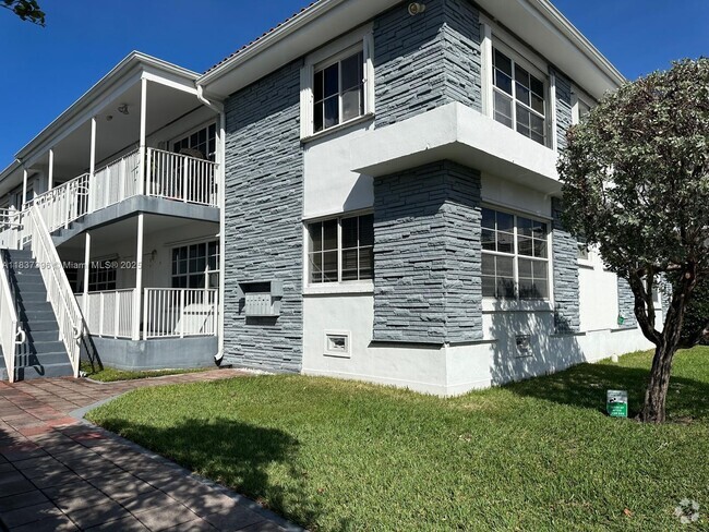 Building Photo - 1065 97th St Unit 1A Rental