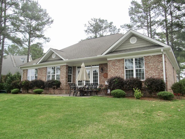 Photo - 1271 Greenbriar Dr