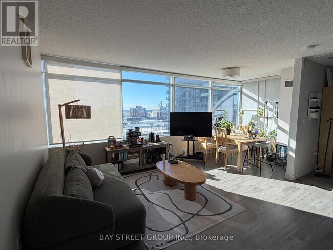 Photo - 25 Telegram Mews Unit 909