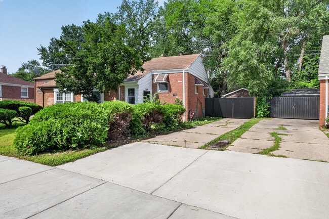Photo - 9722 S Merrion Ave