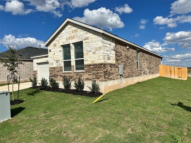 Photo - 281 Seven Seas Dr