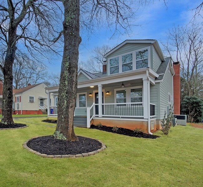 Photo - Minutes from Downtown Greenville in a Beautifully Remodeled Custom Home!