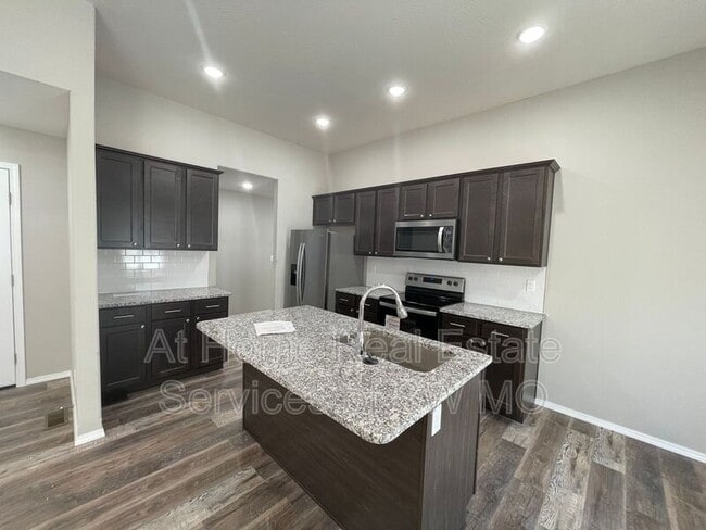 Photo - 613 S Southgate Dr