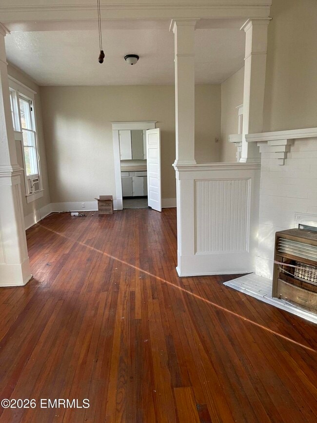 Photo - 1606 37th Ave