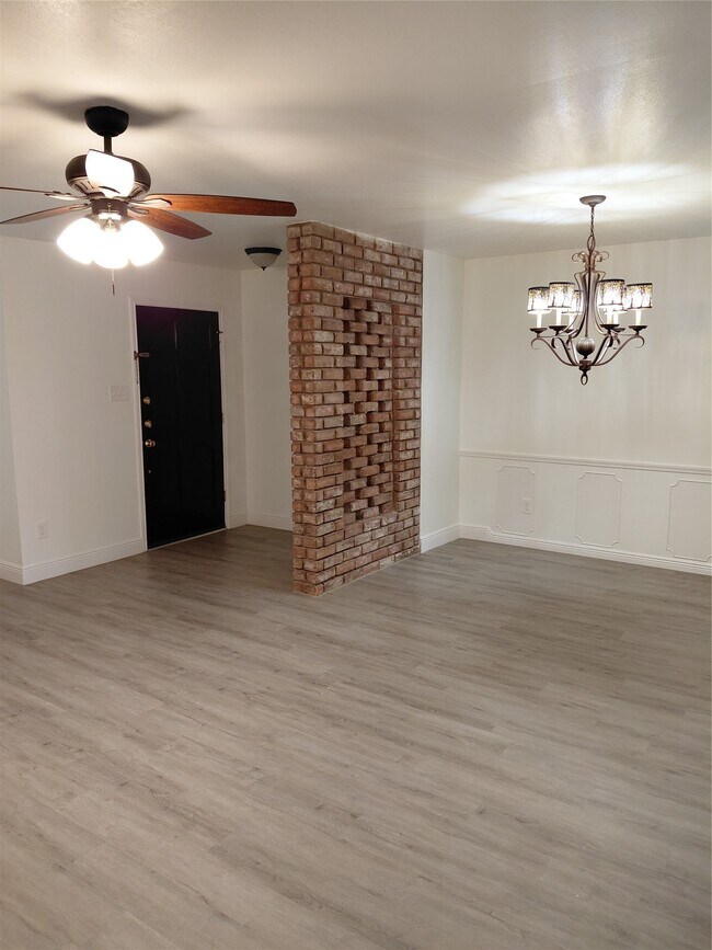 Photo - 13150 Trail Hollow Dr