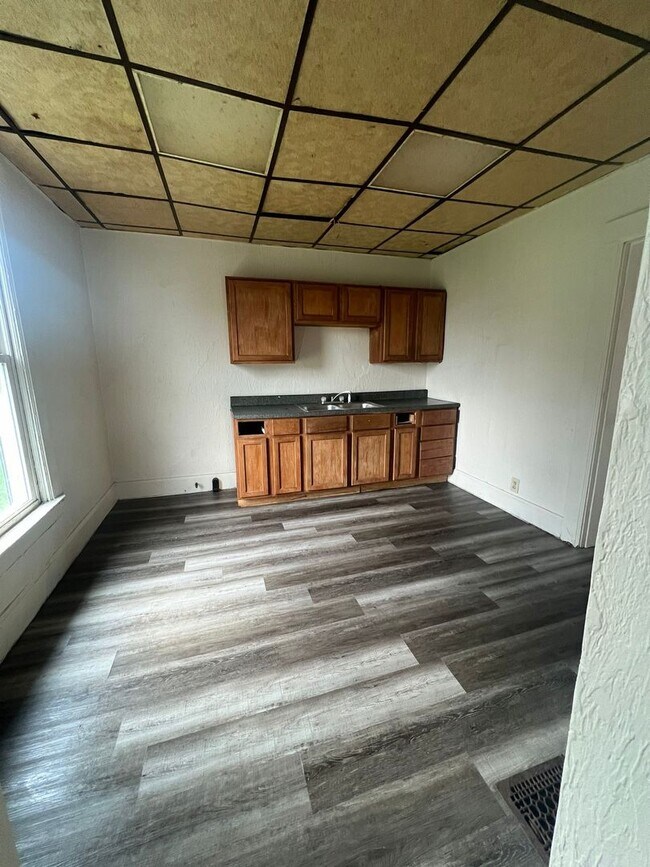 1023 Moxahala Ave Apartment Unit 1/2 Zanesville, OH