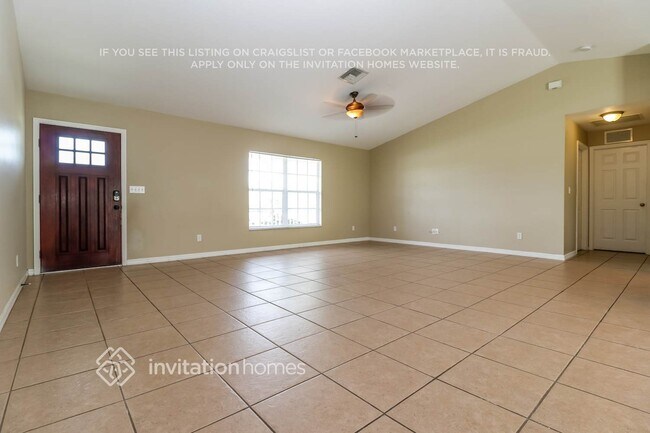 Photo - 3322 Oasis Blvd