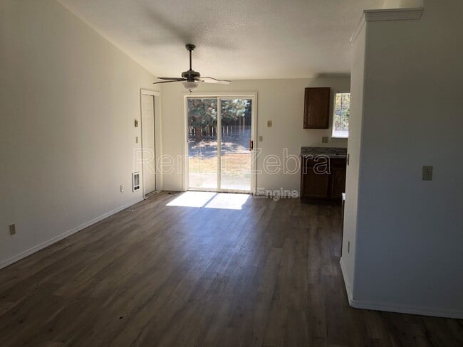 Photo - 3234 SW Salmon Ave