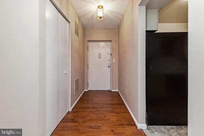 Photo - 3 Belmullet Ct Unit 201