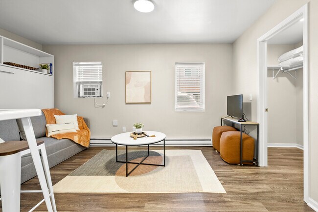 Photo - 2016 College St Unit 1