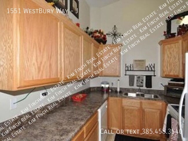 Photo - 1551 Westbury Way