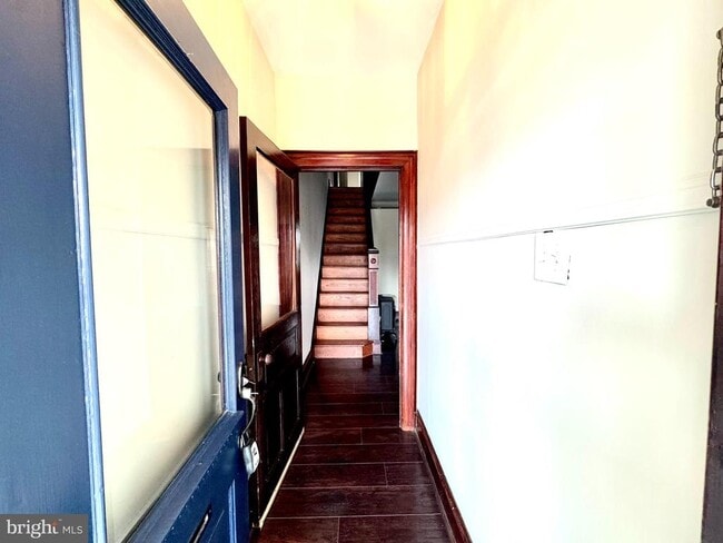 Building Photo - 425 Juniper St