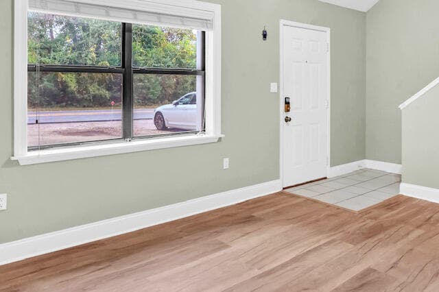 Photo - 310 Cedar Ave N