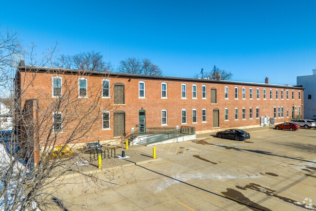 Ellis Urban Lofts