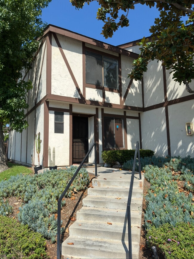 Building Photo - 9300 Woodruff Way Rental
