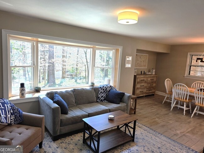Photo - 2457 Sunset Dr NE