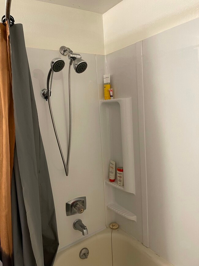 Photo - 2111 17th Ave S