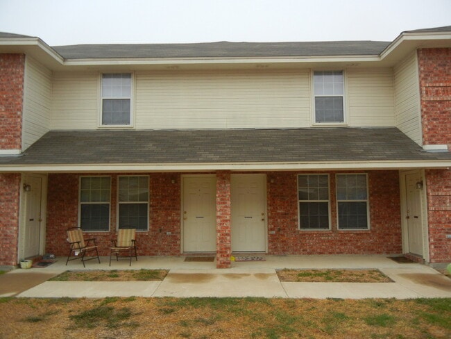Building Photo - 1608 Inca Dr Unit C