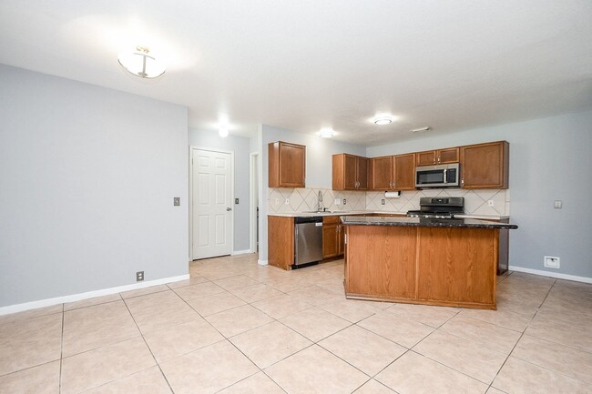 Building Photo - 11914 Brantley Haven Dr