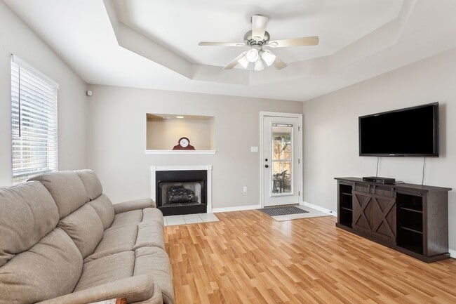 Photo - 136 Southgate Dr