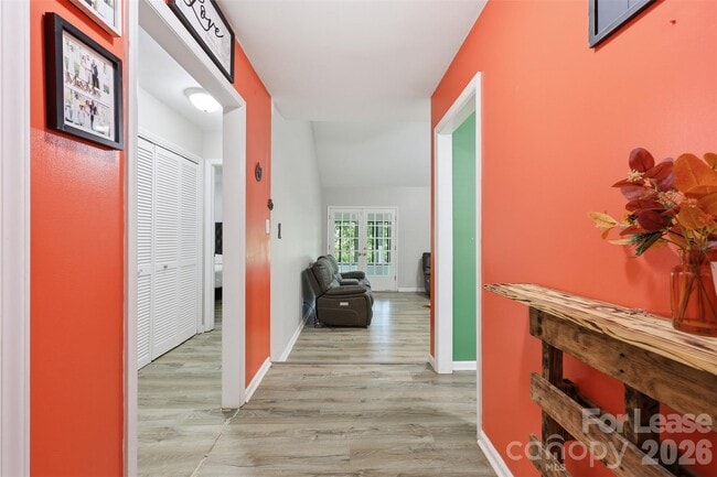 Photo - 6123 Unity Ln NW