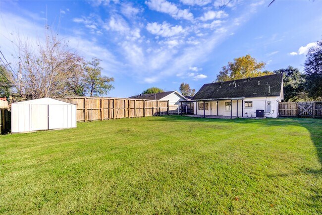 Photo - 12127 Palmton St