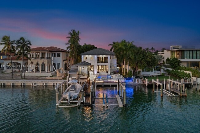 Photo - 176 S Hibiscus Dr