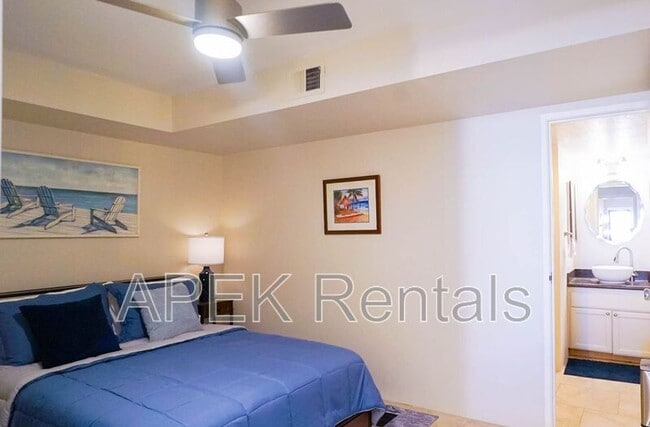 Photo - 5301 E Waverly Dr