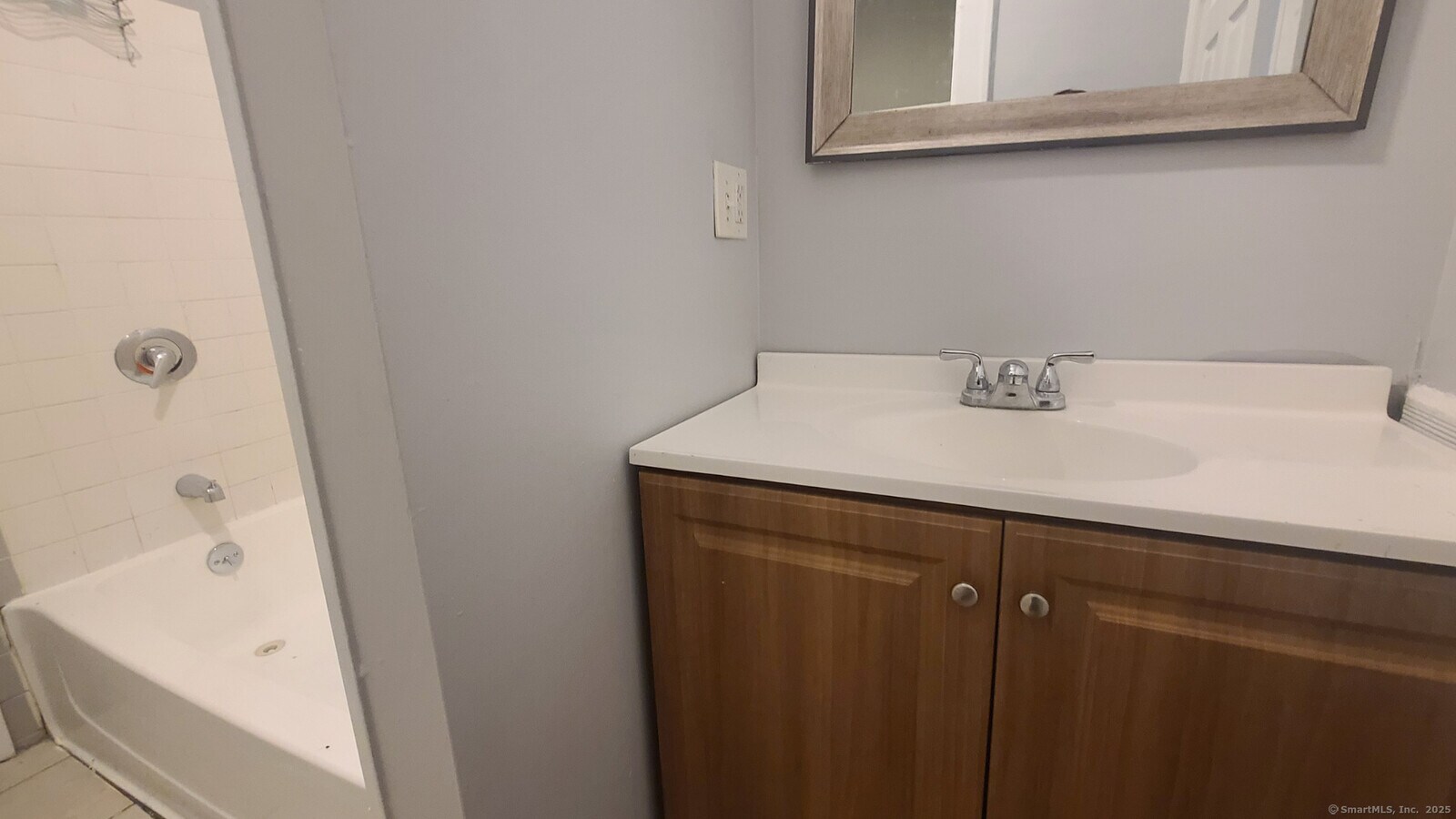 Photo - 218 West St Apartment Unit D2