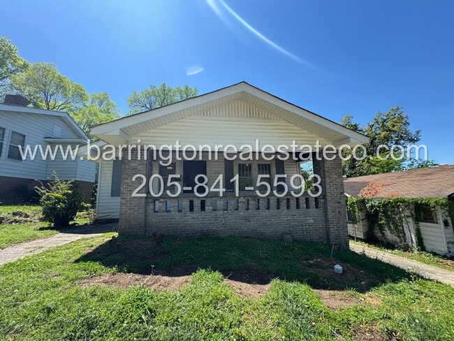 Building Photo - 1731 Mountain Dr