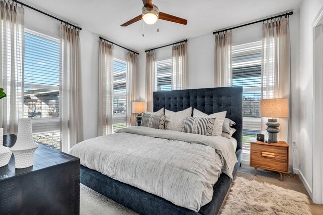 Photo - LYV Broadway