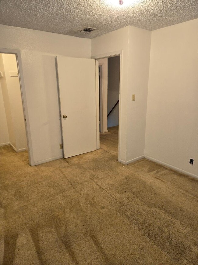 Photo - 127 Regency Ave