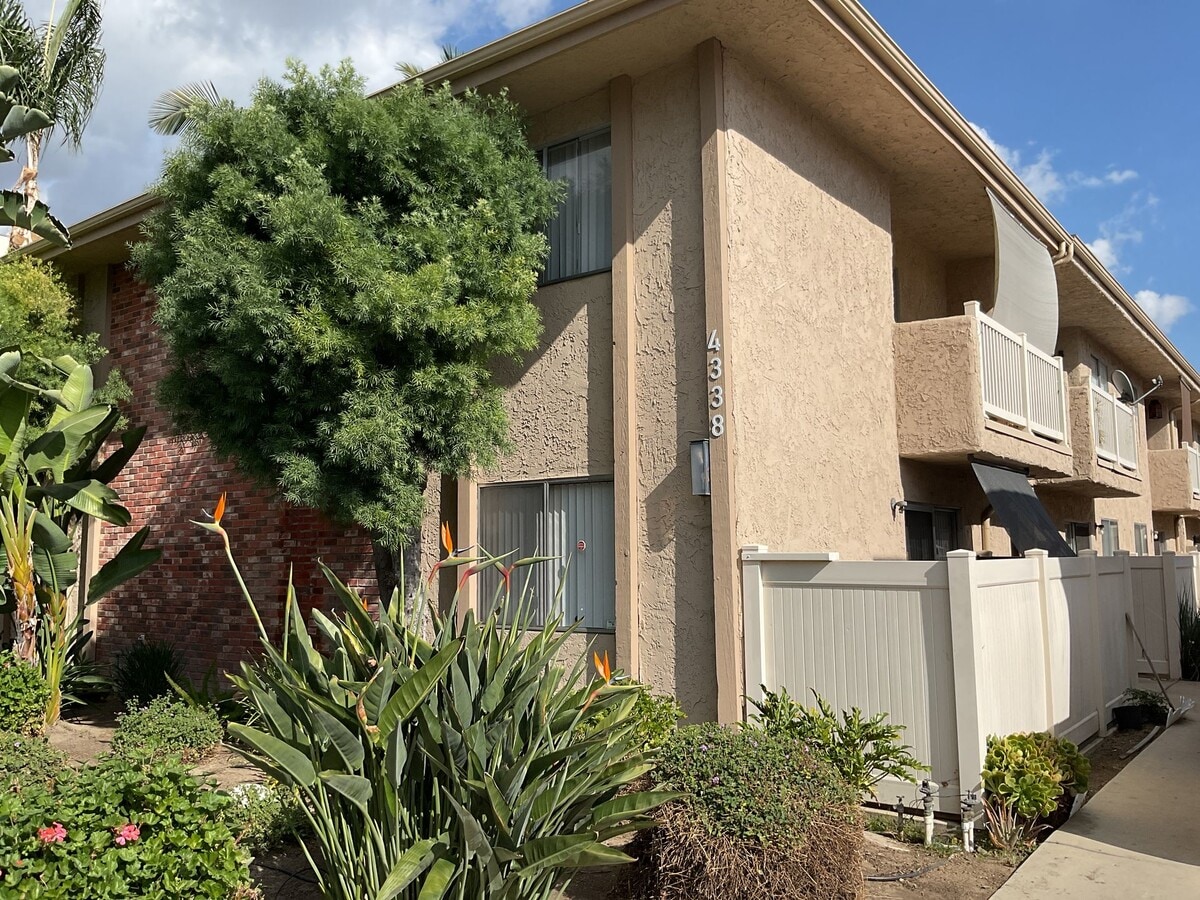 Photo - 4338 Mammoth Ave Apartments