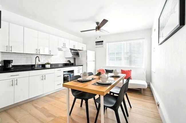 Photo - 343 Van Buren St Unit 4