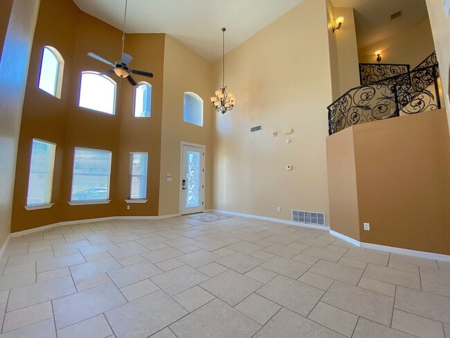 Photo - Northeast El Paso/Sandstone Ranch Estates 4 Bed 2.5 Bath Refrig A/C