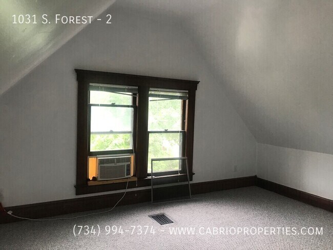 Photo - 1031 S Forest Ave Unit 2
