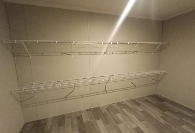 Photo - 500 Elmwood Ln