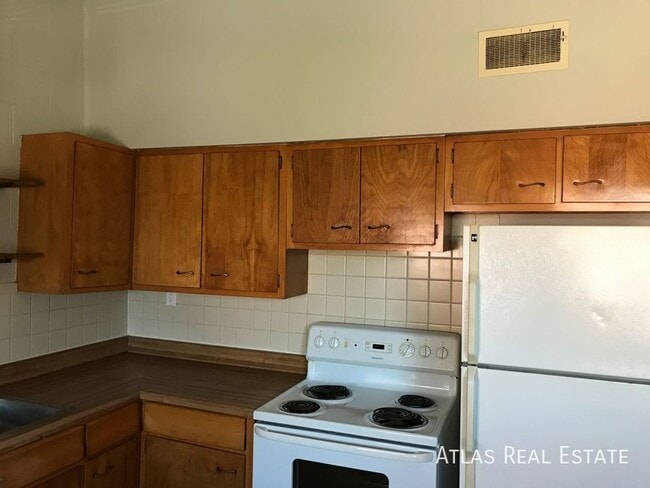 Photo - 10112 E 67th St Unit B