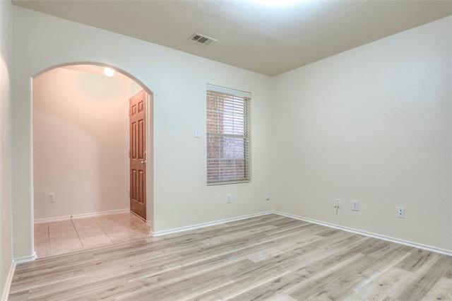 Photo - 9948 Fleetwood Dr