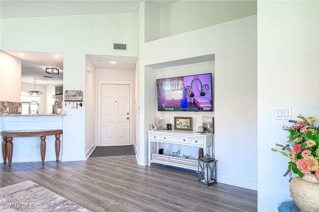 Photo - 2408 Millcreek Ln Unit 204