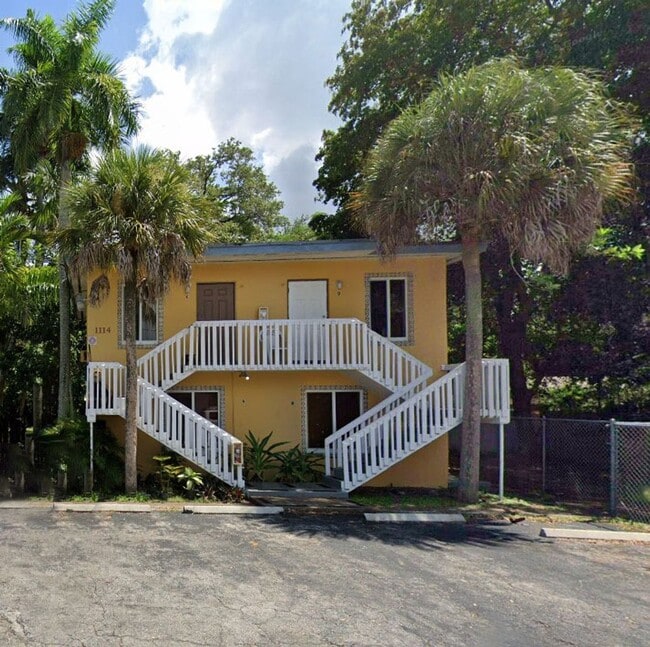 Photo - 1114 W Las Olas Blvd Unidad C
