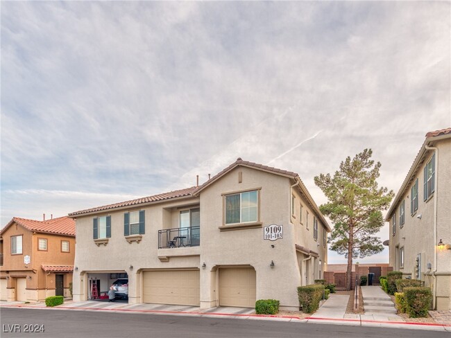 Photo - 9109 Ripple Ridge Ave Townhome