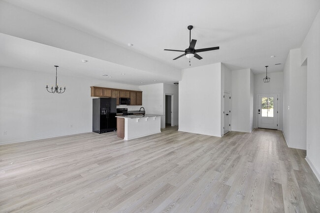 Photo - 39216 Lee's Landing Rd