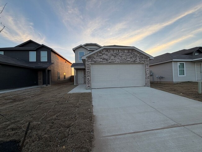 Building Photo - 10551 Aqueduct Crk