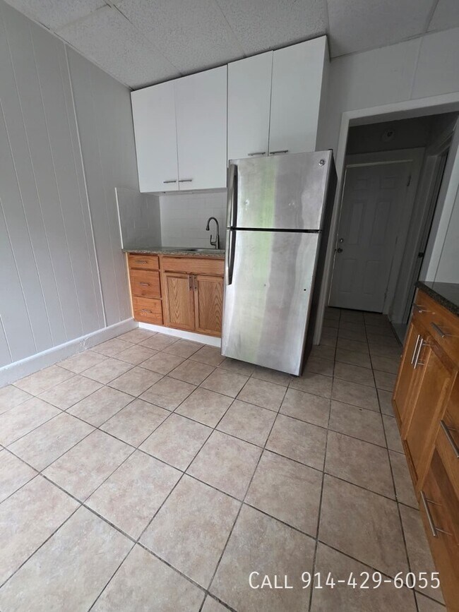 Photo - 143 Voss Ave Unidad 2