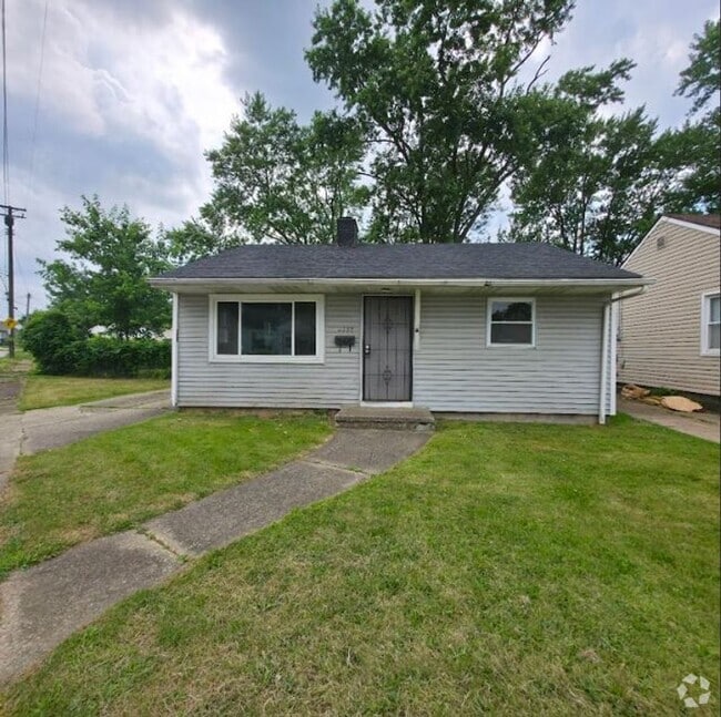 Building Photo - West Side Single-Family 2-Bed - AVAILABLE ... Rental