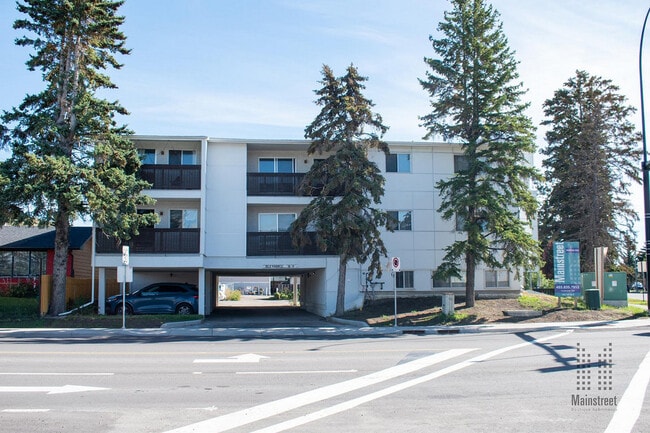 Photo - Cochrane 104