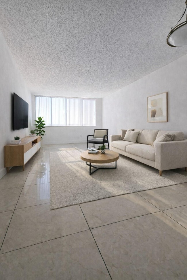 Building Photo - 9001 SW 77th Ave Unit C803